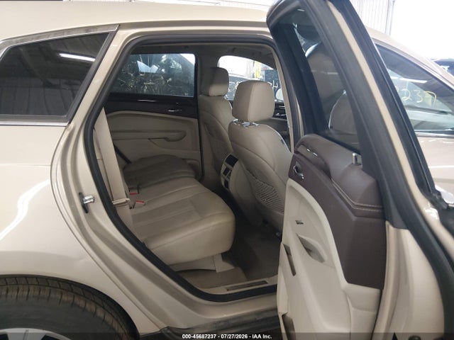 45687237 :رقم المزاد ، 3GYFNEEY8BS524929 vin ، 2011 Cadillac Srx Performance Collection مزاد بيع