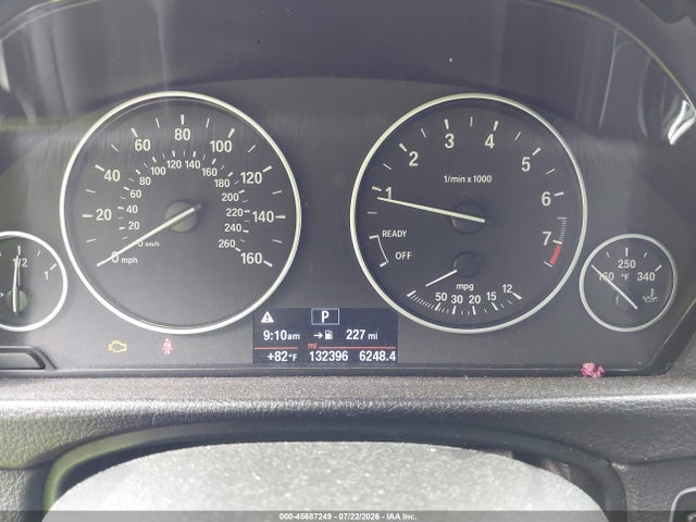 45687249 :رقم المزاد ، WBA8E5G57GNT93038 vin ، 2016 Bmw 320i Xdrive مزاد بيع