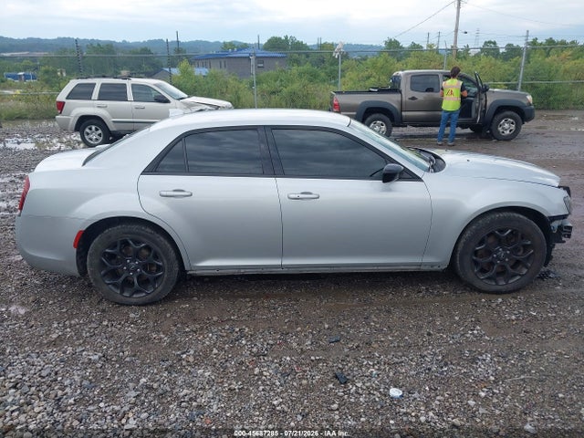Продажа на аукционе авто 2019 Chrysler 300 Touring, vin: 2C3CCARG5KH566491, номер лота: 45687285