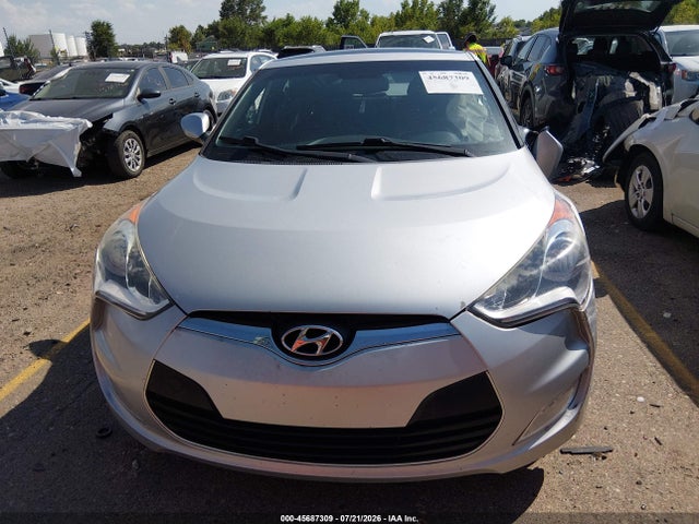 2016 Hyundai Veloster მანქანა იყიდება აუქციონზე, vin: KMHTC6AD4GU289455, აუქციონის ნომერი: 45687309