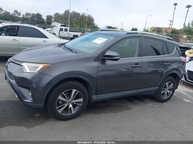 Toyota Rav4 Xle 2016 JTMWFREV3GJ094753 Image 17