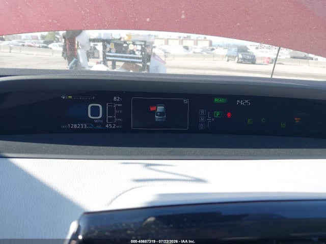 JTDKARFU7G3521052 Toyota Prius Three Touring