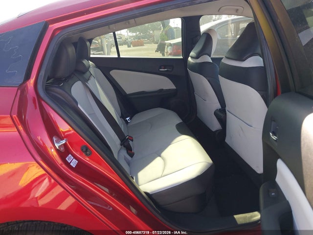 JTDKARFU7G3521052 Toyota Prius Three Touring