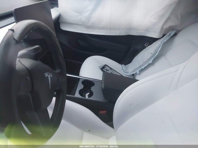 2022 Tesla Model 3 Rear-wheel Drive მანქანა იყიდება აუქციონზე, vin: 5YJ3E1EA2NF126228, აუქციონის ნომერი: 45687324