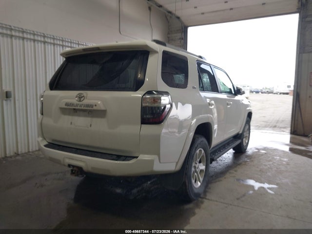 JTEBU5JR5K5680132 Toyota 4RUNNER SR5