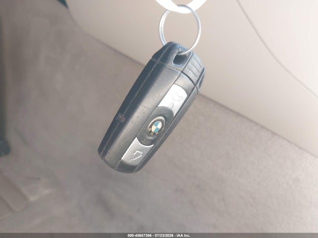 45687366 :رقم المزاد ، WBAVL1C58FVY28218 vin ، 2015 Bmw X1 Xdrive28i مزاد بيع