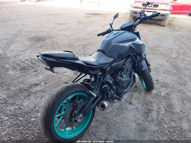 Yamaha MT07 2022 JYARM32E4NA006323 Image 4