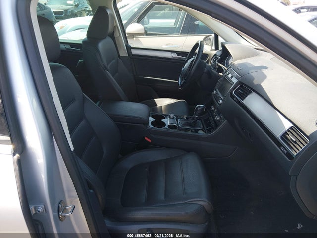 Продажа на аукционе авто 2015 Volkswagen Touareg V6 Sport, vin: WVGEF9BP6FD006949, номер лота: 45687462