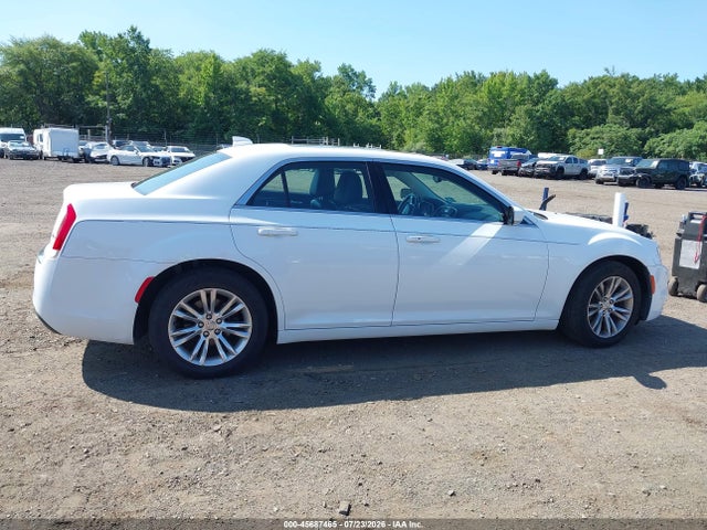 45687465 :رقم المزاد ، 2C3CCAAG2GH308139 vin ، 2016 Chrysler 300 Anniversary Edition مزاد بيع