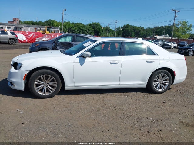 45687465 :رقم المزاد ، 2C3CCAAG2GH308139 vin ، 2016 Chrysler 300 Anniversary Edition مزاد بيع