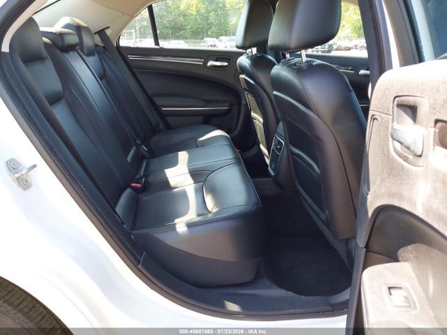 45687465 :رقم المزاد ، 2C3CCAAG2GH308139 vin ، 2016 Chrysler 300 Anniversary Edition مزاد بيع