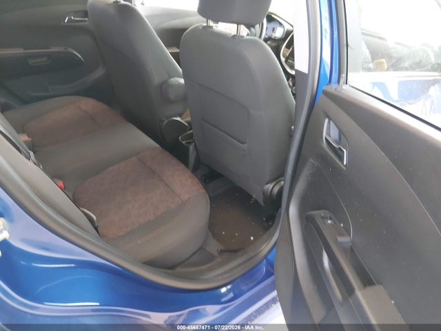Chevrolet Sonic Lt Auto 2018 1G1JD6SG0J4123998 Image 8