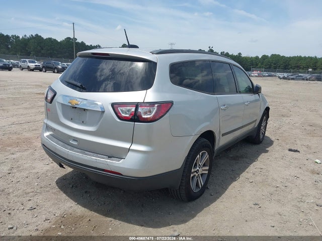 Chevrolet Traverse Ls 2017 1GNKRFED9HJ204340 Image 4