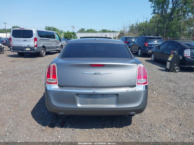 2011 Chrysler 300c მანქანა იყიდება აუქციონზე, vin: 2C3CA6CT8BH518184, აუქციონის ნომერი: 45687481