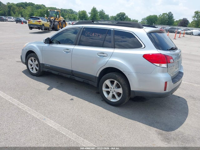45687491 :رقم المزاد ، 4S4BRCCC8D3204728 vin ، 2013 Subaru Outback 2.5i Premium مزاد بيع