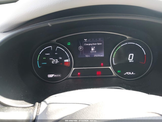 KIA SOUL EV 2016 KNDJP3AE0G7005146 Image 17