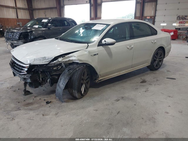 45687499 :رقم المزاد ، 1VWAA7A3XJC004086 vin ، 2018 Volkswagen Passat 2.0t R-line/2.0t S مزاد بيع