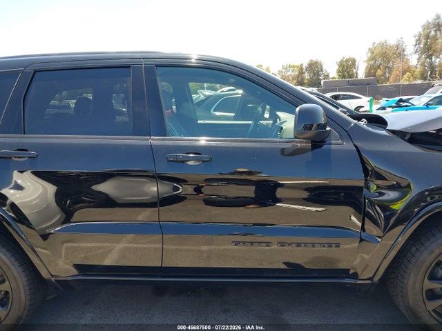 1C4RJFAG6HC886385 Jeep Grand Cherokee Altitude