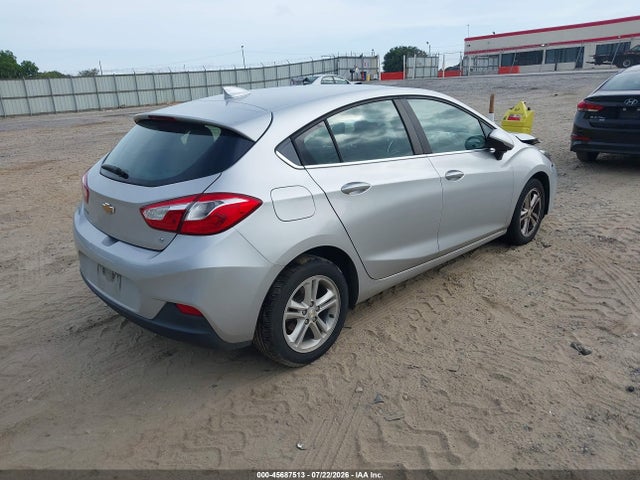 45687513 :رقم المزاد ، 3G1BE6SM3JS593465 vin ، 2018 Chevrolet Cruze Lt Auto مزاد بيع