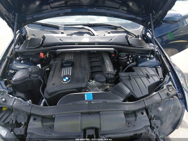 2011 Bmw 328i მანქანა იყიდება აუქციონზე, vin: WBADW3C53BE439706, აუქციონის ნომერი: 45687592