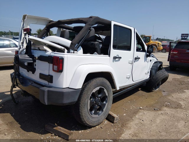 1C4BJWEG2EL219532 Jeep Wrangler Unlimited Polar Edition