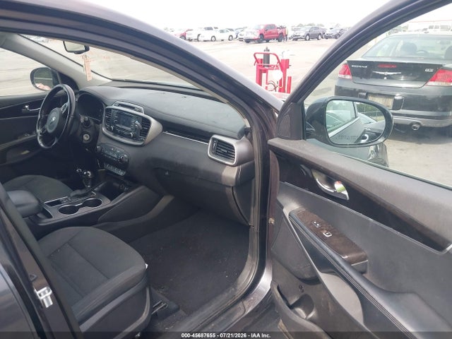 45687655 :رقم المزاد ، 5XYPG4A31GG026511 vin ، 2016 Kia Sorento 2.4l Lx مزاد بيع