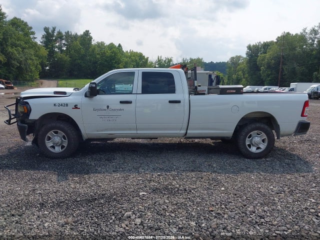 45687684 :رقم المزاد ، 3C6UR5HL9RG175852 vin ، 2024 Ram 2500 Tradesman  4x4 8' Box مزاد بيع