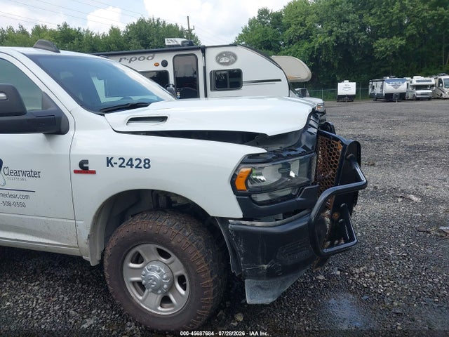 45687684 :رقم المزاد ، 3C6UR5HL9RG175852 vin ، 2024 Ram 2500 Tradesman  4x4 8' Box مزاد بيع