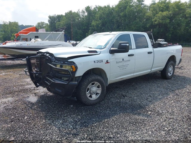 45687684 :رقم المزاد ، 3C6UR5HL9RG175852 vin ، 2024 Ram 2500 Tradesman  4x4 8' Box مزاد بيع