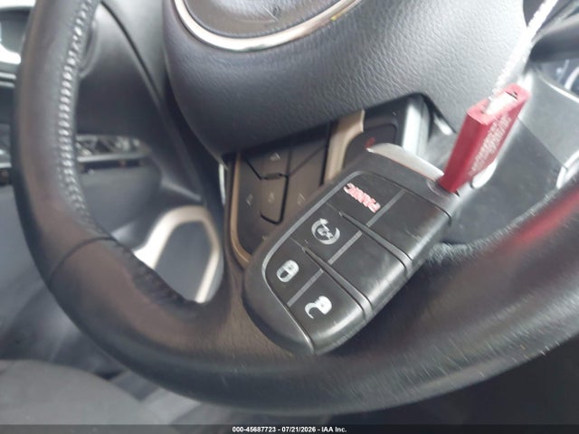 Jeep Renegade Latitude 2016 ZACCJABT7GPE34847 Image 11