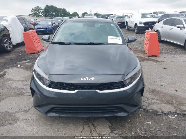 2024 Kia Forte Lxs მანქანა იყიდება აუქციონზე, vin: 3KPF24AD0RE830043, აუქციონის ნომერი: 45687734
