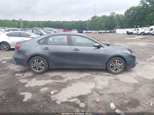 2024 Kia Forte Lxs მანქანა იყიდება აუქციონზე, vin: 3KPF24AD0RE830043, აუქციონის ნომერი: 45687734