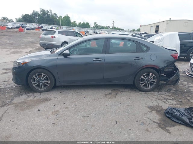 2024 Kia Forte Lxs მანქანა იყიდება აუქციონზე, vin: 3KPF24AD0RE830043, აუქციონის ნომერი: 45687734