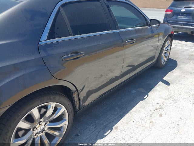 Chrysler 300 Anniversary Edition 2016 2C3CCAAG1GH351242 Image 22
