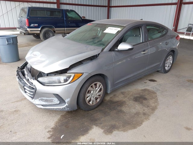 Hyundai ELANTRA SE 2017 5NPD74LF1HH079830 Image 2