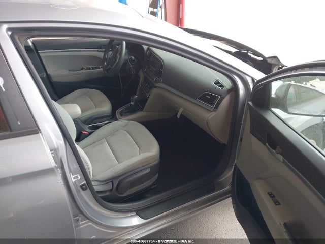 Hyundai ELANTRA SE 2017 5NPD74LF1HH079830 Image 5