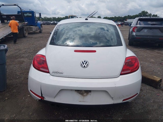 45687781 :رقم المزاد ، 3VWF17AT7FM640184 vin ، 2015 Volkswagen Beetle 1.8t Fleet Edition مزاد بيع