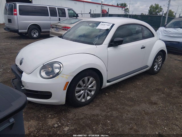 45687781 :رقم المزاد ، 3VWF17AT7FM640184 vin ، 2015 Volkswagen Beetle 1.8t Fleet Edition مزاد بيع