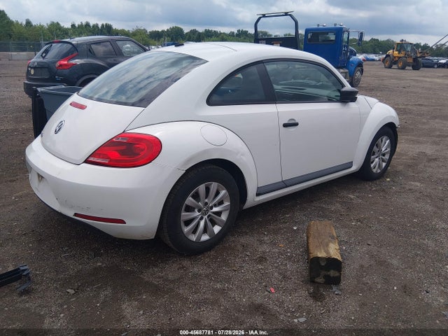 45687781 :رقم المزاد ، 3VWF17AT7FM640184 vin ، 2015 Volkswagen Beetle 1.8t Fleet Edition مزاد بيع