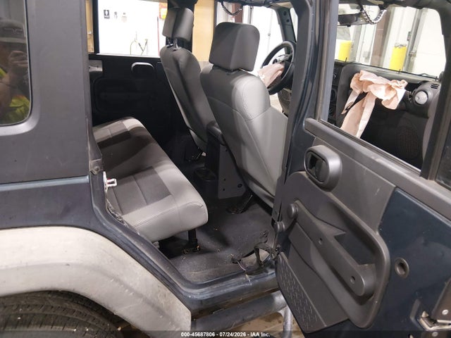 2008 Jeep Wrangler Unlimited X მანქანა იყიდება აუქციონზე, vin: 1J4GA39118L556329, აუქციონის ნომერი: 45687806