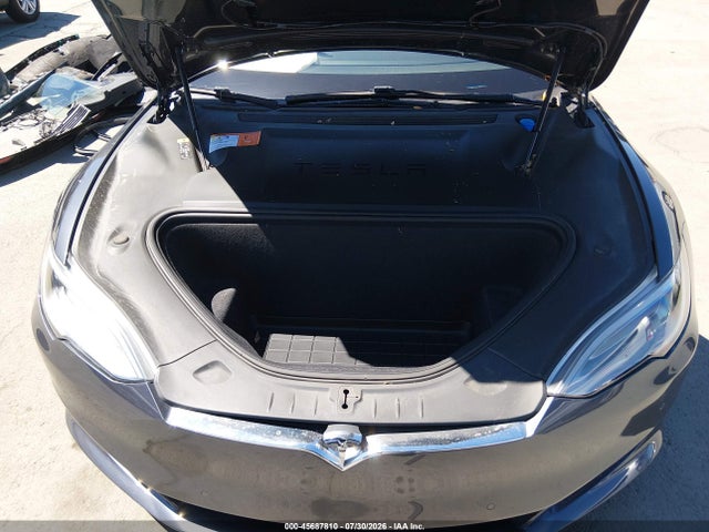 5YJSA1E29JF277044 Tesla Model S 100d/75d/p100d