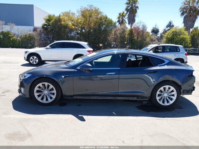 5YJSA1E29JF277044 Tesla Model S 100d/75d/p100d