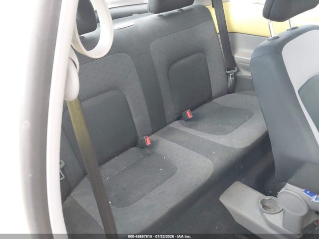 Продажа на аукционе авто 2000 Volkswagen New Beetle Gls Tdi, vin: 3VWCF21C2YM432076, номер лота: 45687815