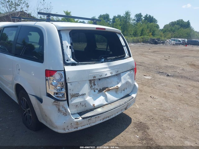 2C4RDGCG6ER261319 Dodge Grand Caravan Sxt 30th Anniversary