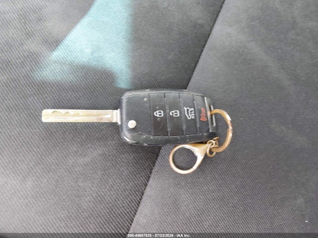 45687825 :رقم المزاد ، KNDJP3A53G7275522 vin ، 2016 Kia Soul + مزاد بيع