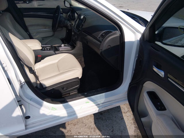 Aukcja sprzedaży 2015 Chrysler 300 Limited, vin: 2C3CCARG4FH831021, numer aukcji: 45687836