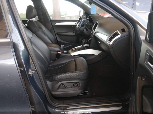 45687853 :رقم المزاد ، WA1WKAFP9AA071962 vin ، 2010 Audi Q5 3.2 Premium مزاد بيع