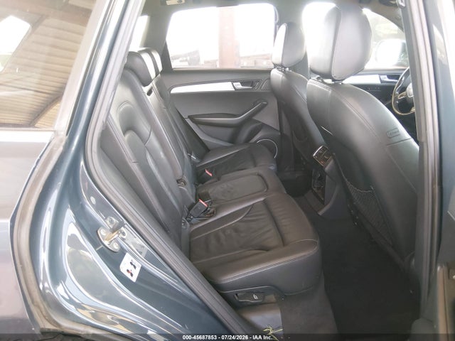 45687853 :رقم المزاد ، WA1WKAFP9AA071962 vin ، 2010 Audi Q5 3.2 Premium مزاد بيع