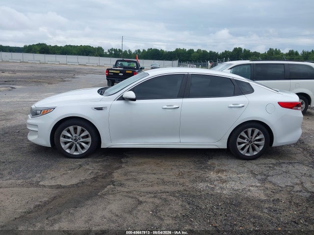 45687913 :رقم المزاد ، 5XXGT4L37JG272256 vin ، 2018 Kia Optima Lx مزاد بيع