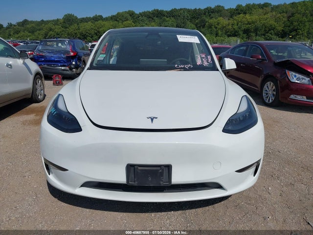 Продаж на аукціоні авто 2023 Tesla Model Y Awd/long Range Dual Motor All-wheel Drive, vin: 7SAYGDEE5PF834693, номер лоту: 45687955